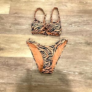Swimsuit set NWT SZ M